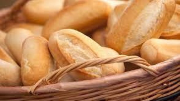 El Gobierno acordó un precio para comercializar el kilo de pan entre 220 y 270 pesos