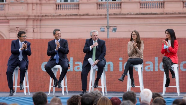 Alberto Fernández: “Es hora de igualar a las mujeres y todas las diversidades con los hombres”