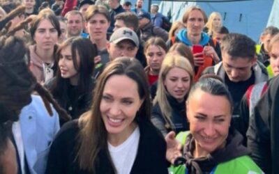 Angelina Jolie debió ser evacuada en Ucrania ante una amenaza de bombardeo