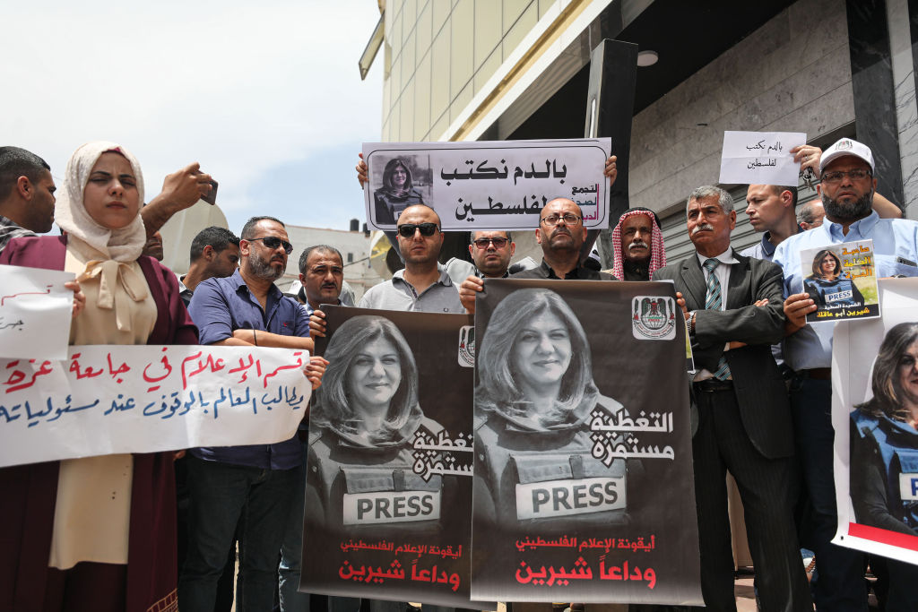 Informe de opinión pública Los Territorios Palestinos: La prensa, los medios y los niños están en el fuego cruzado