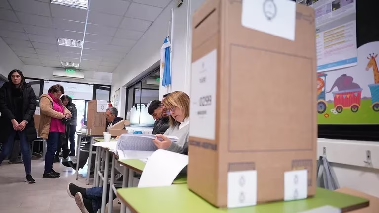 Rige la veda electoral 2023: qué no se puede hacer y hasta cuándo durará