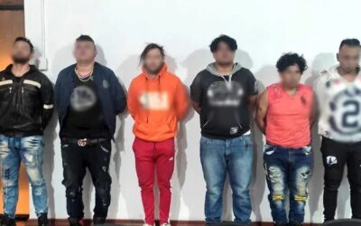 La Policía de Ecuador capturó terroristas y liberó a tres oficiales secuestrados, pero siguen los ataques con explosivos y las cárceles tomadas