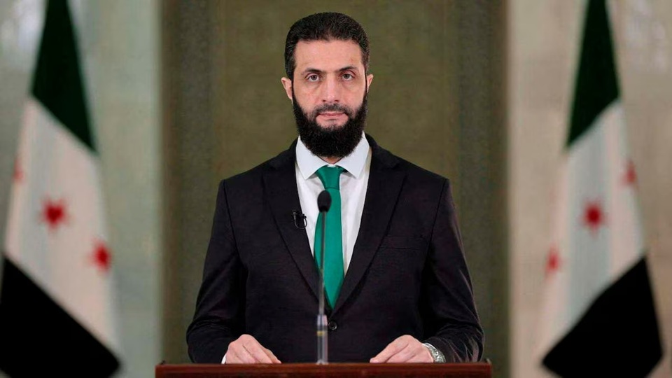 El hombre sin pasado: cómo un jefe yihadista busca reescribir la historia de Siria en medio de la masacre de alauitas