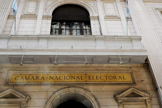La CNE fijó fecha límite para presentar las candidaturas y Cristina podría ser proscripta