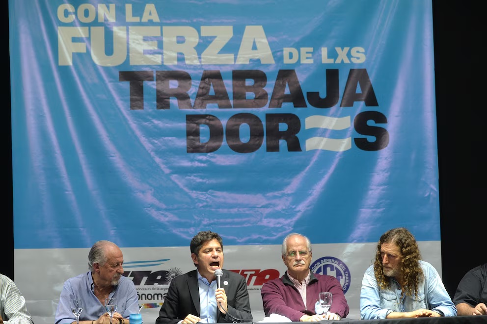 Kicillof cerró un acto de referentes sindicales: Taiana pidió “liberar a la proscripta Cristina”