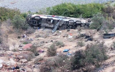 Tragedia en Arequipa: 37 fallecidos y más de 20 heridos dejó choque entre bus y camioneta en Ocoña