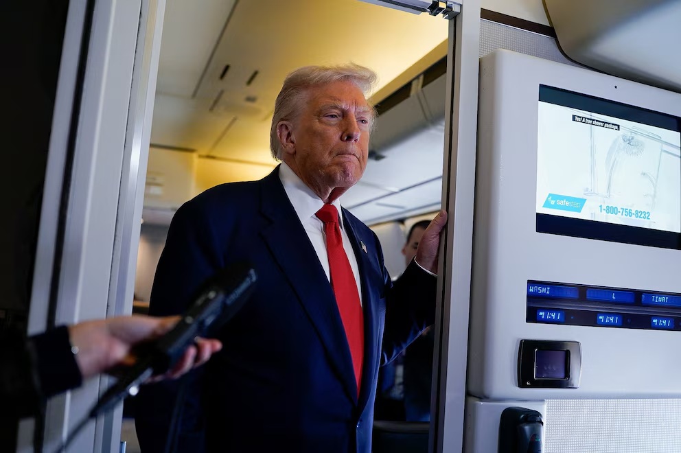 Donald Trump descartó que Estados Unidos se esté preparando para bombardear instalaciones militares en Venezuela
