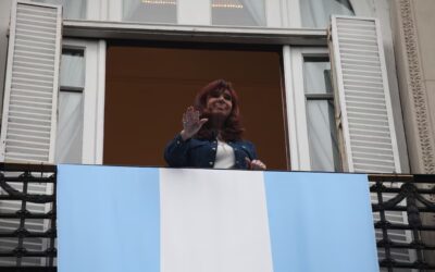 Tras la derrota, Cristina Kirchner cuestionó a Kicillof por la estrategia: “Fue un error político desdoblar la elección”