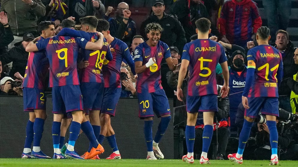 El FC Barcelona aplasta y golea al Newcastle en el Camp Nou para certificar su plaza en los cuartos de final de la Champions