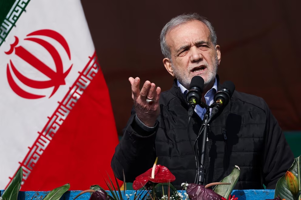 El presidente de Irán desafía a Trump: aseguró que el régimen no se rendirá ante EEUU e Israel