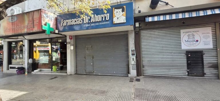 Una cadena de farmacias low cost cerró todos sus locales en la Argentina tras 20 años de operación en el país