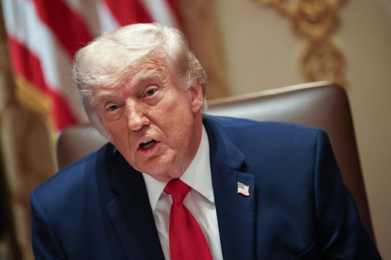 Trump anunció el fin de los ataques entre Israel y Hezbollah y dijo que el diálogo con Irán avanza “a un ritmo rápido”