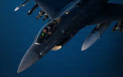 Estados Unidos lanzó una nueva ronda de ataques contra Irán para degradar su capacidad militar en estrecho de Ormuz