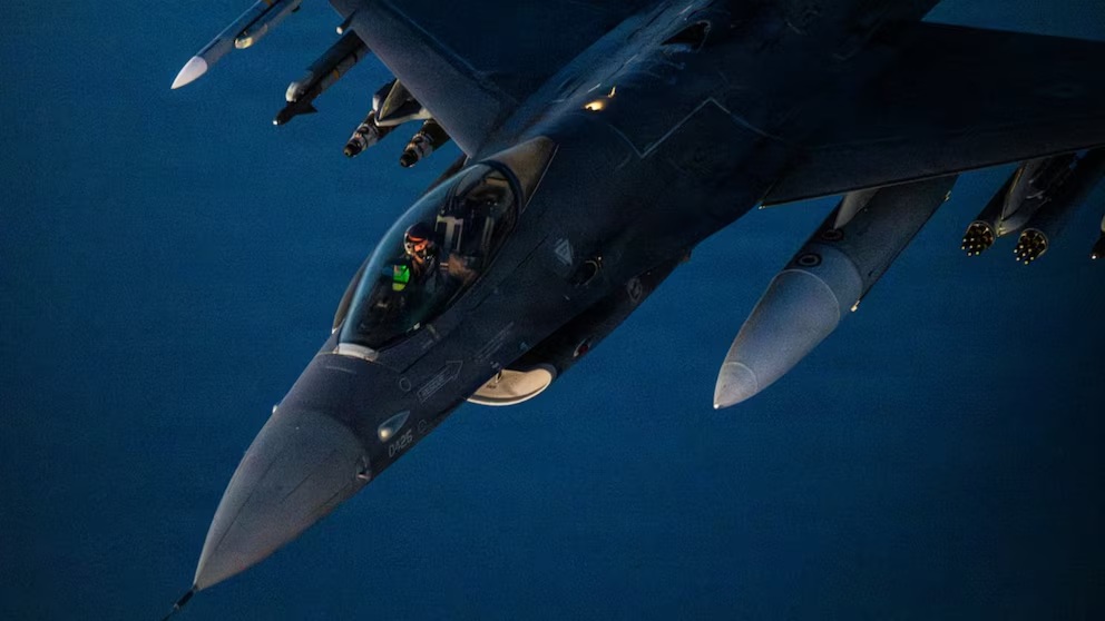 Estados Unidos lanzó una nueva ronda de ataques contra Irán para degradar su capacidad militar en estrecho de Ormuz
