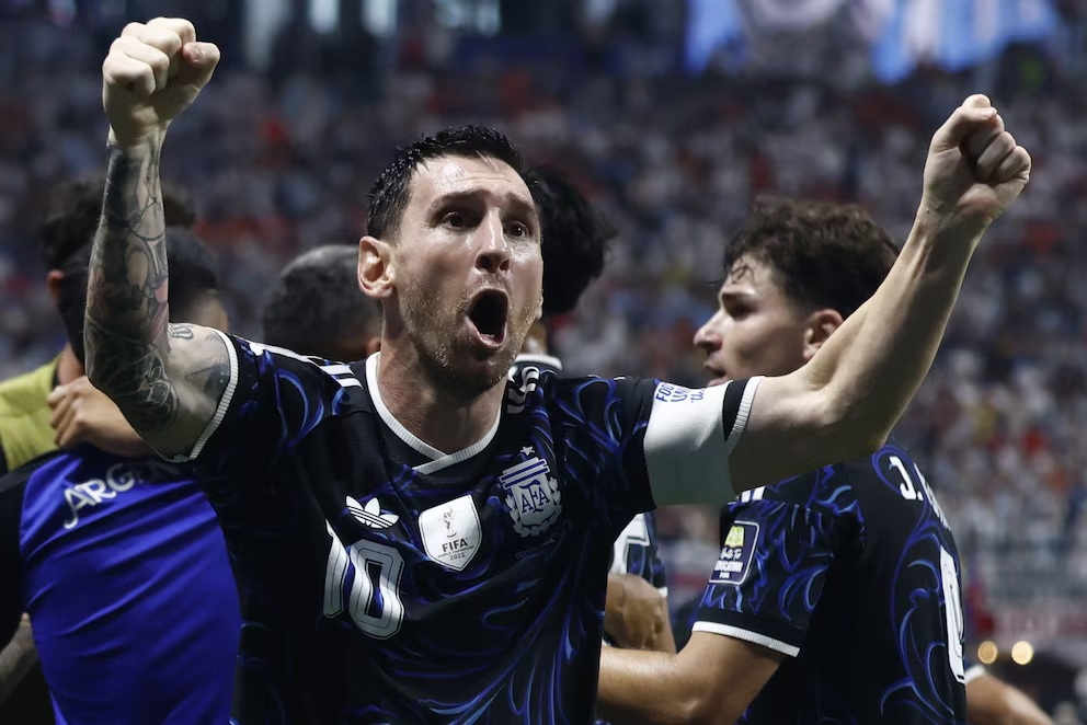 Messi no pudo convertir en la final y Mbappé quedó como máximo goleador de los Mundiales: los impactantes números de Leo