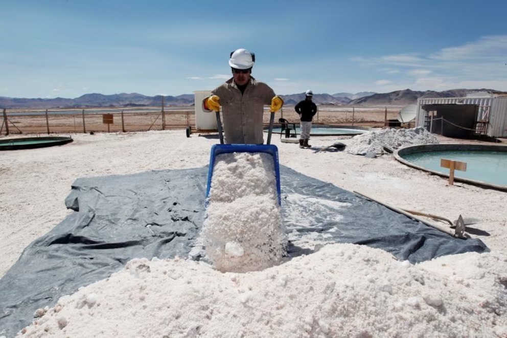 Posco asegura USD 700 millones para ampliar su producción de litio en Salta y Catamarca
