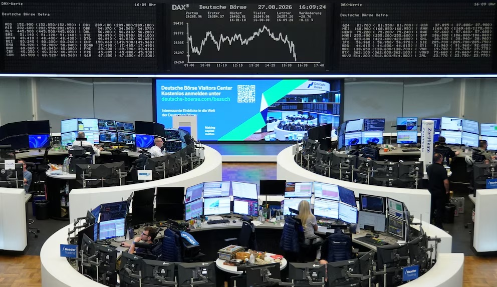 Bonos bajo presión y petróleo en alza: los mercados globales retroceden ante el temor a nuevas subas de tasas